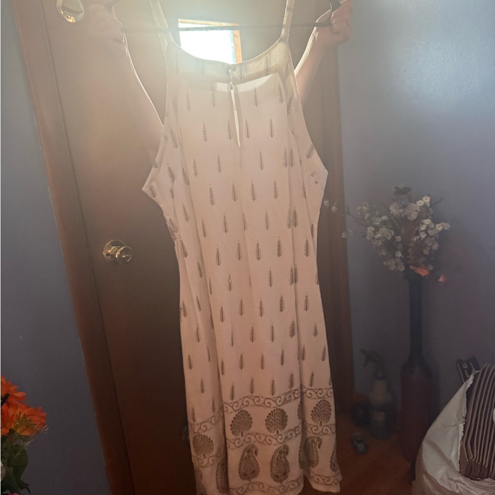 Elegant Cream/gold Patterned Midi Dress